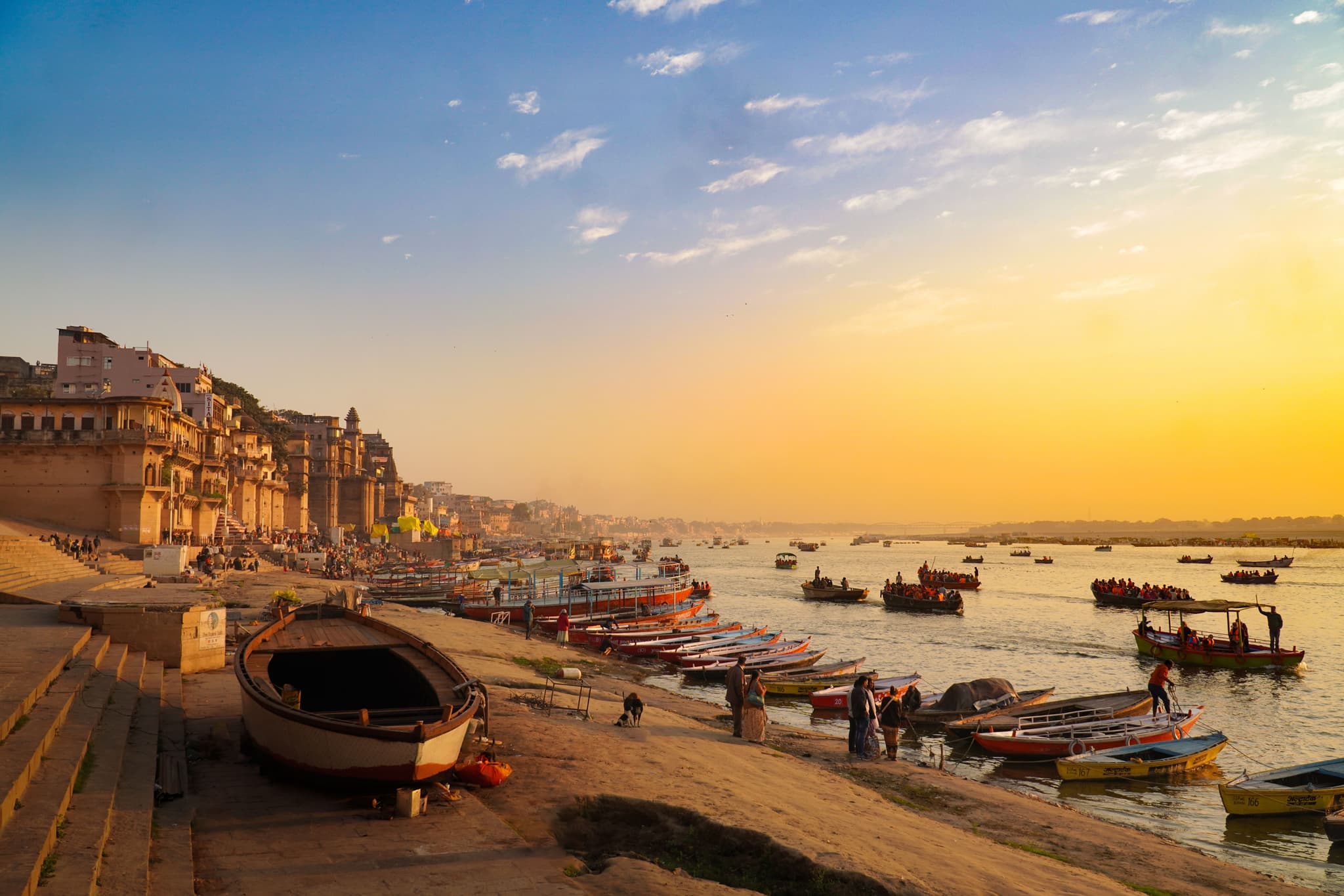 Varanasi Ghats — Sunrise Boat & Ganga Aarti